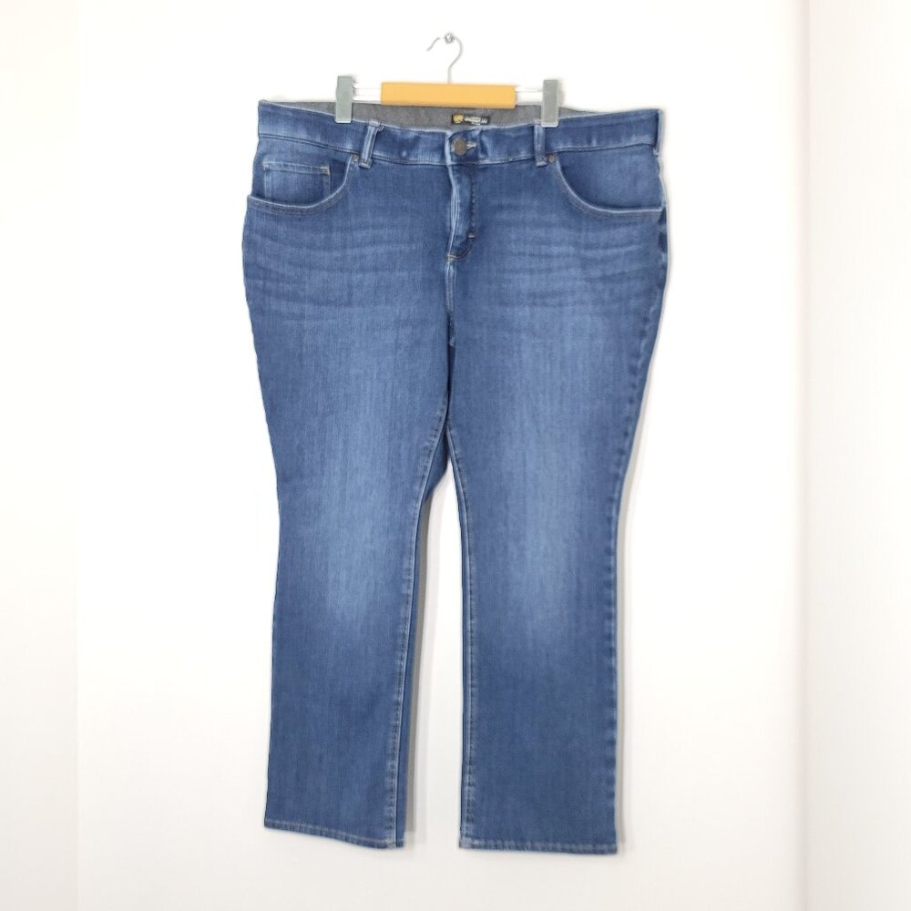 Lee Plus Women's Blue Cotton Mid Rise Slim Fit Stright Leg Denim Jeans Size 22W